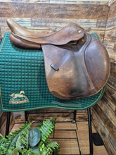 17.5" M Toulouse Close Contact Saddle